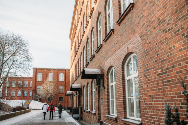 Forssa campus during the winter/Forssan kampus talvella